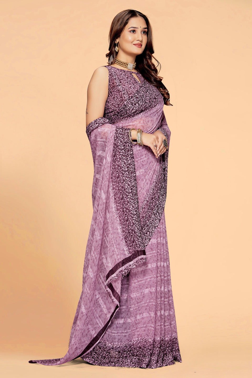 💜 Zamuna Women Royal Purple Georgette Geometric Printed Saree | Lightweight Party Wear Saree