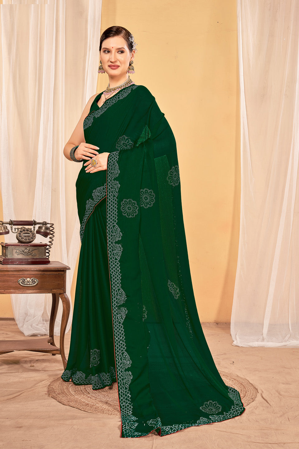 Zamuna Women Green Georgette Solid Diamond Saree – Refreshing Elegance in Green