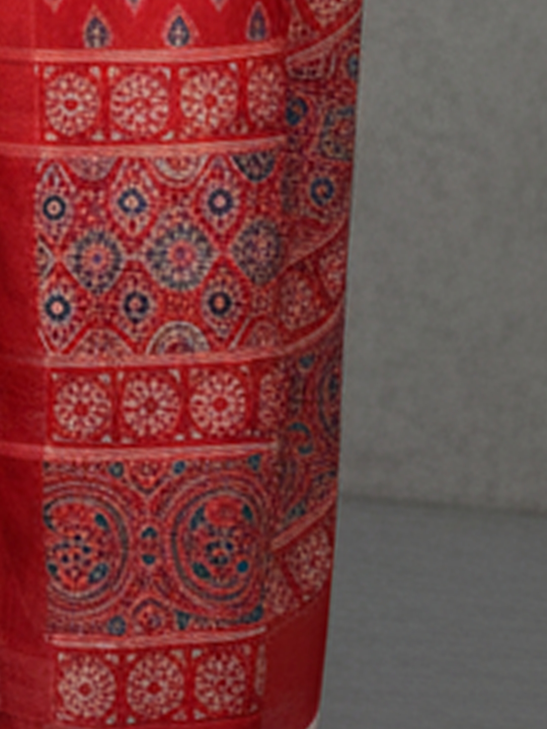 Zamuna Women Red Satin Crepe Geometric Digital Print Saree – Bold Elegance for Every Occasion