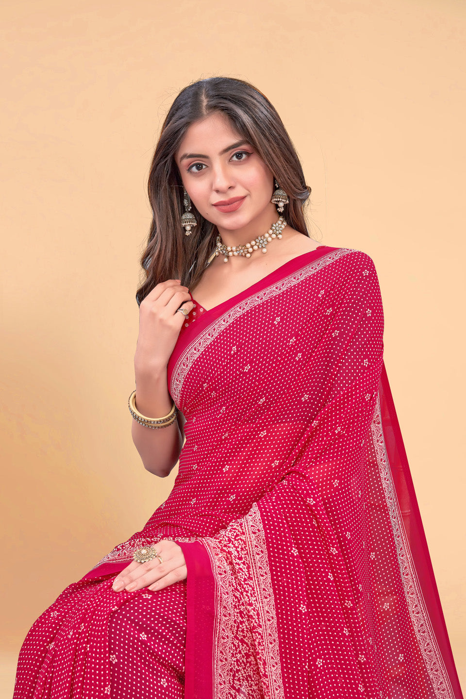 Zamuna Women Classic Red Georgette Geometric Saree | Dazzling Party & Festive Wear