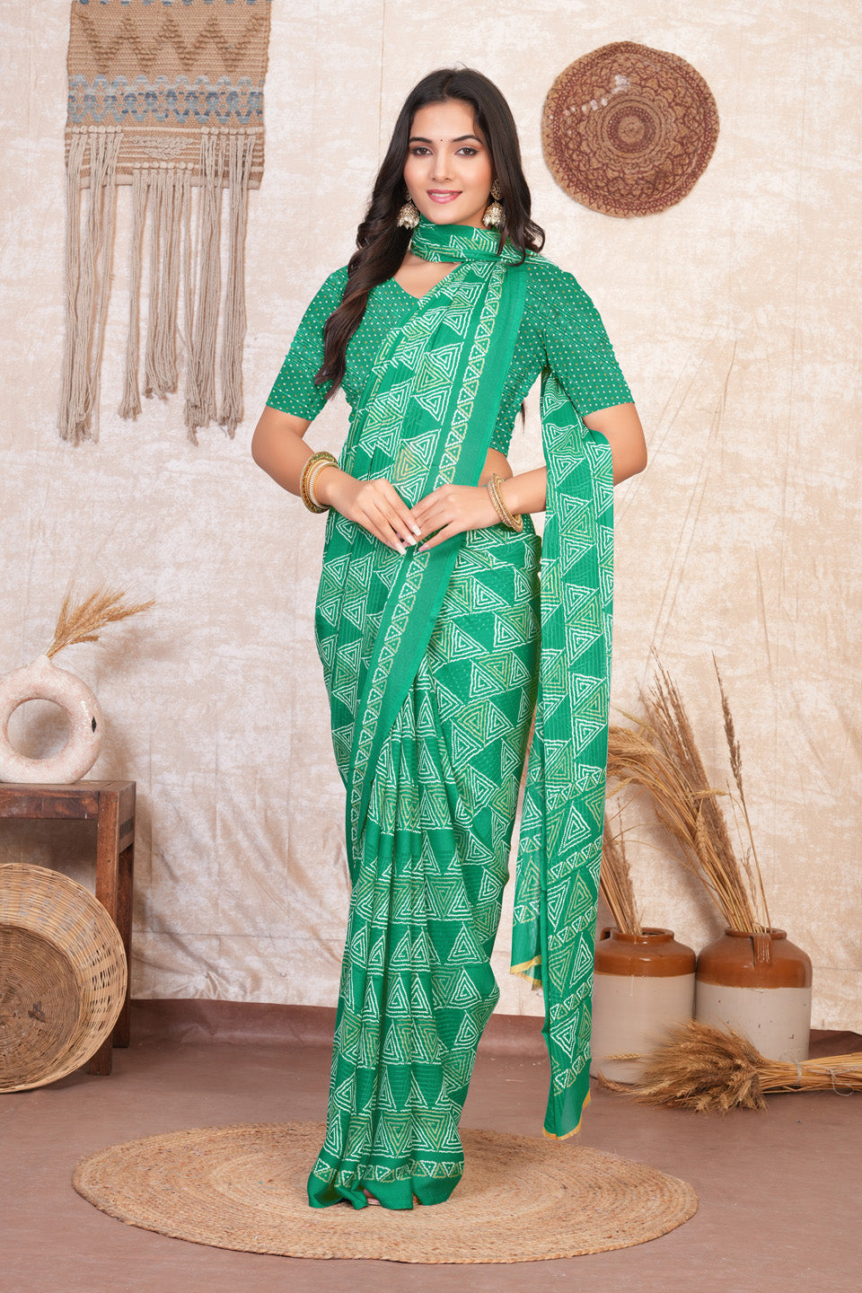 Zamuna Women Emerald Green Georgette Geometric Saree | Effortless Festive Wear