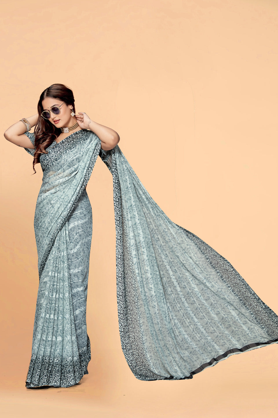 Zamuna Women Elegant Grey Georgette Geometric Saree | Chic & Modern Office Wear
