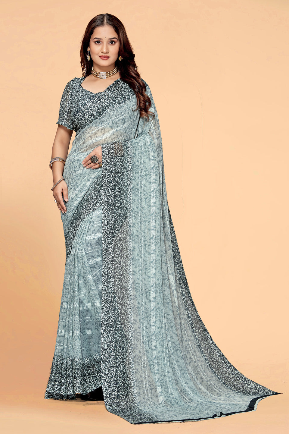 Zamuna Women Elegant Grey Georgette Geometric Saree | Chic & Modern Office Wear