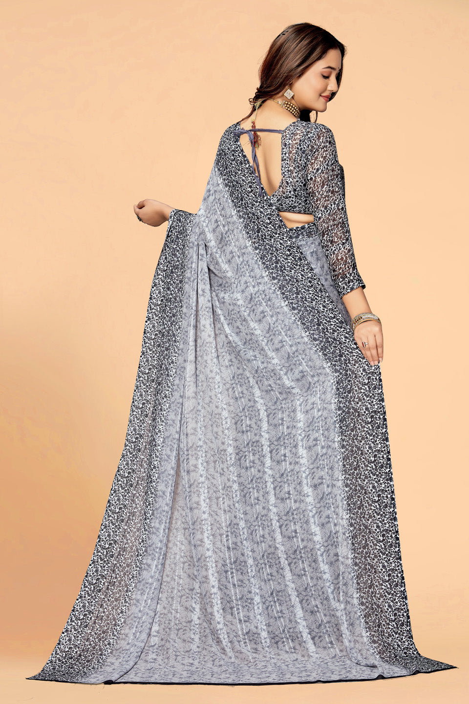 Zamuna Women Elegant Grey Georgette Geometric Saree | Chic & Modern Office Wear