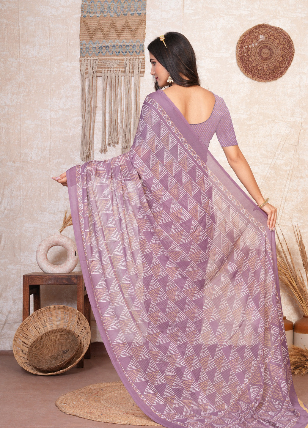 Zamuna Women Soft Lavender Georgette Geometric Saree | Subtle Pastel Party Wear
