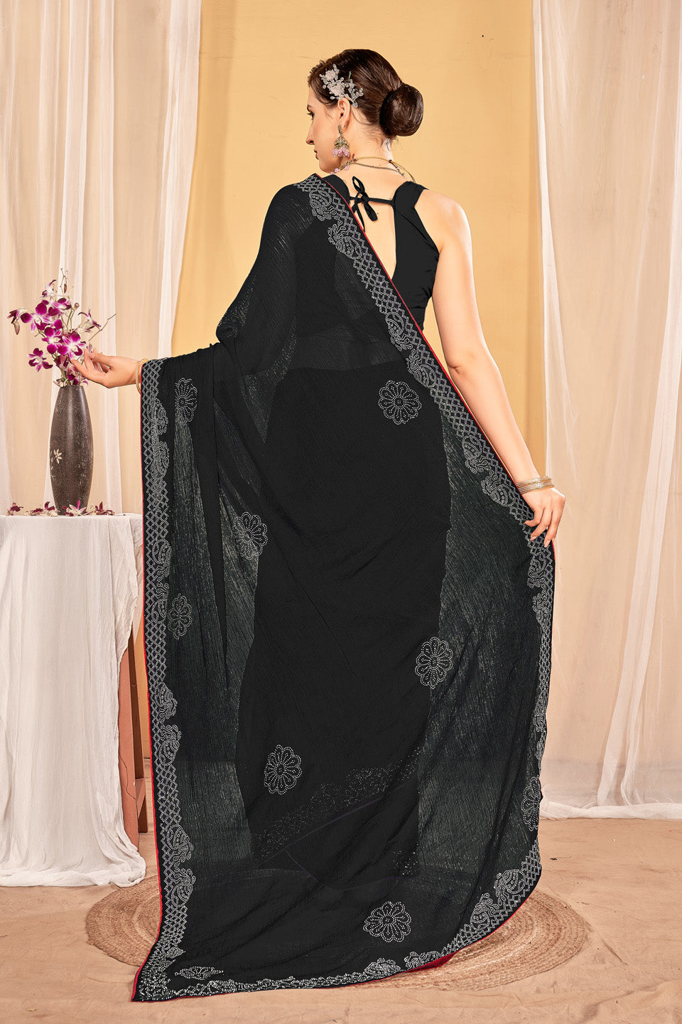 Zamuna Women Green Georgette Solid Diamond Saree – Graceful Radiance in Emerald Tones