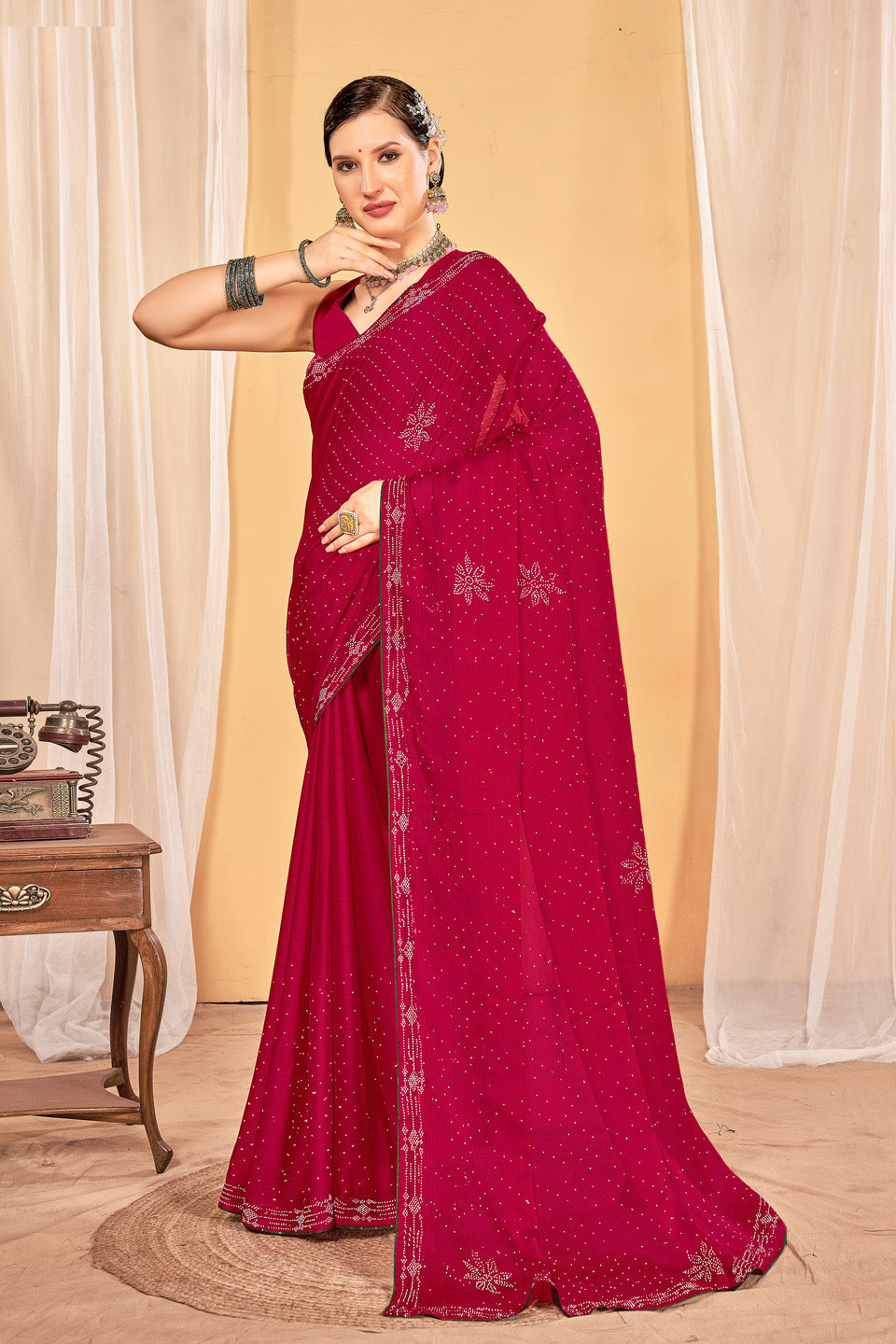 Zamuna Women Red Georgette Solid Diamond Saree – Bold Elegance in Vibrant Red