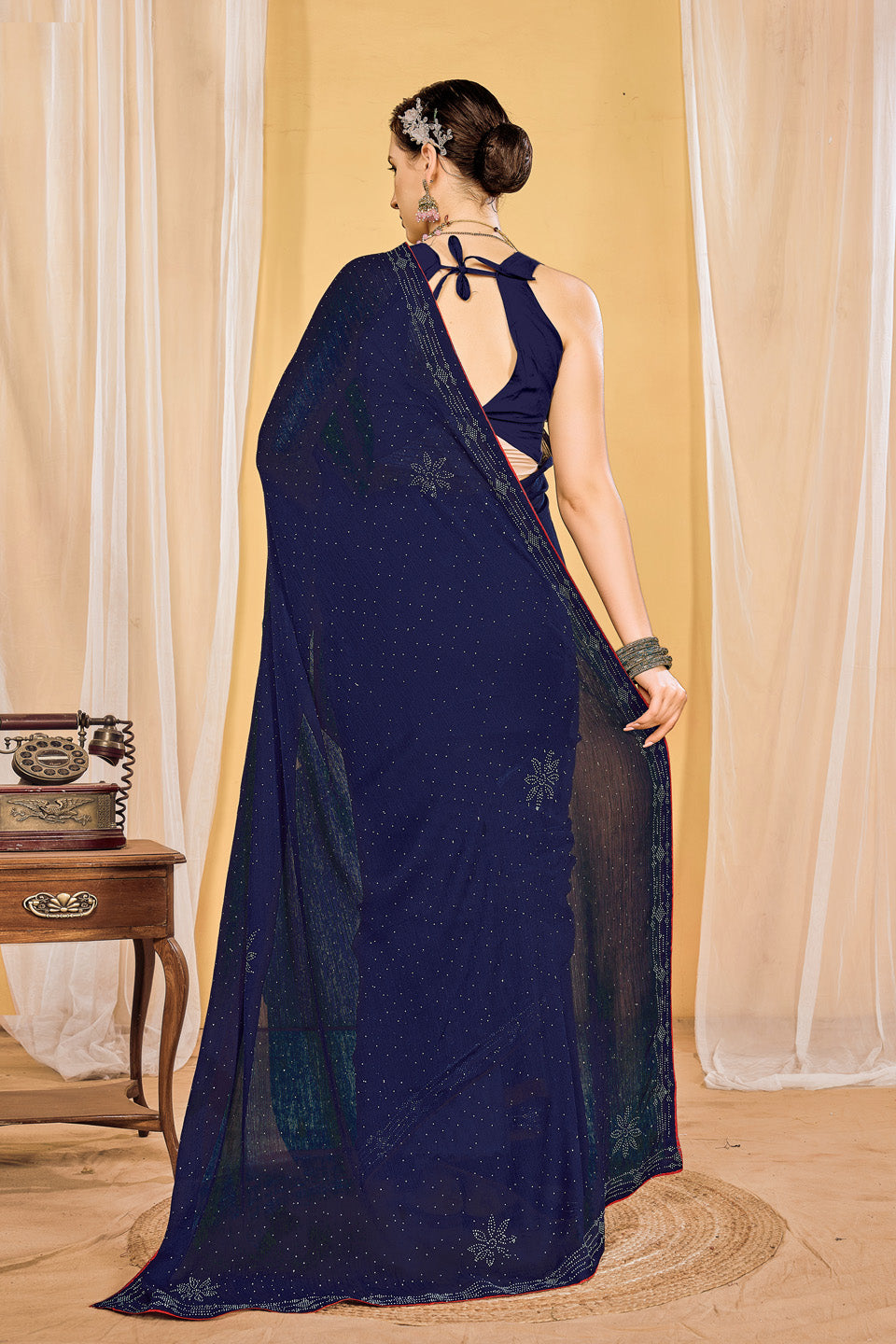 Zamuna Women Blue Georgette Solid Diamond Saree – Elegant Charm in Soothing Blue