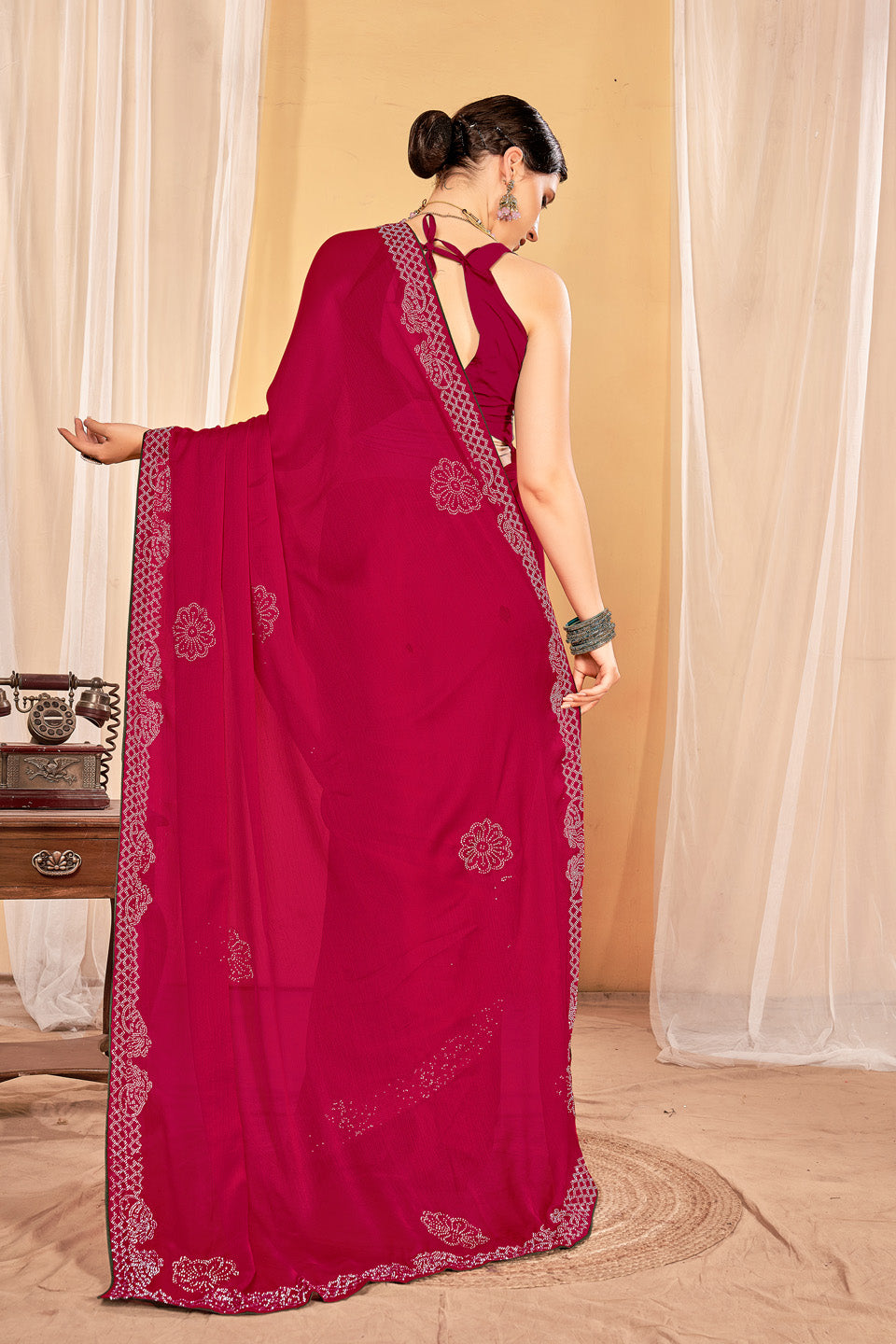 Zamuna Women Red Georgette Solid Diamond Saree – Bold Elegance in Vibrant Red