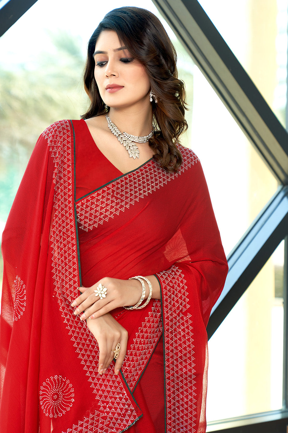 Zamuna Women Red Georgette Solid Diamond Saree – Vibrant Elegance in Red