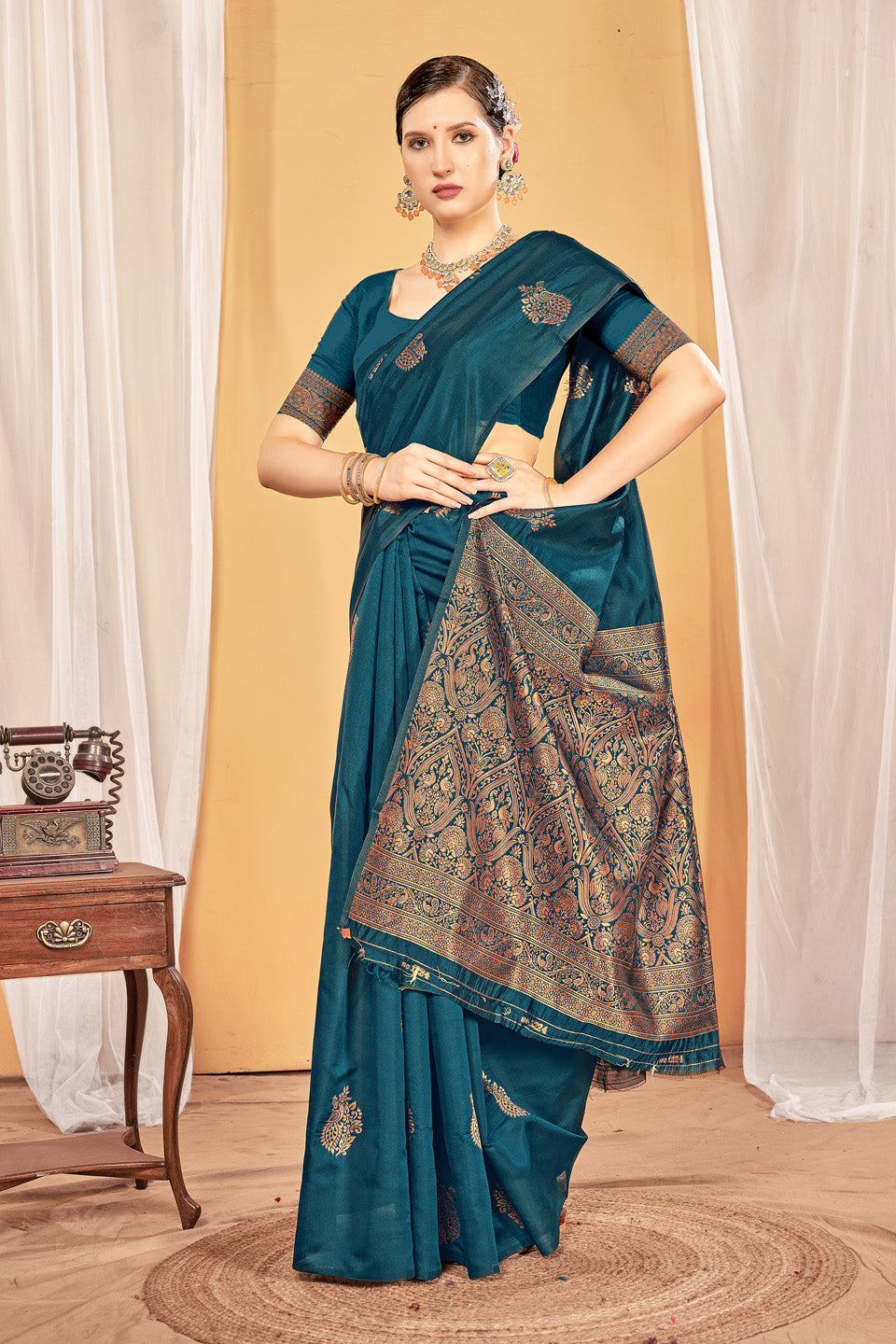 Zamuna Women Teal Silk Floral Woven Saree – Timeless Elegance in Teal