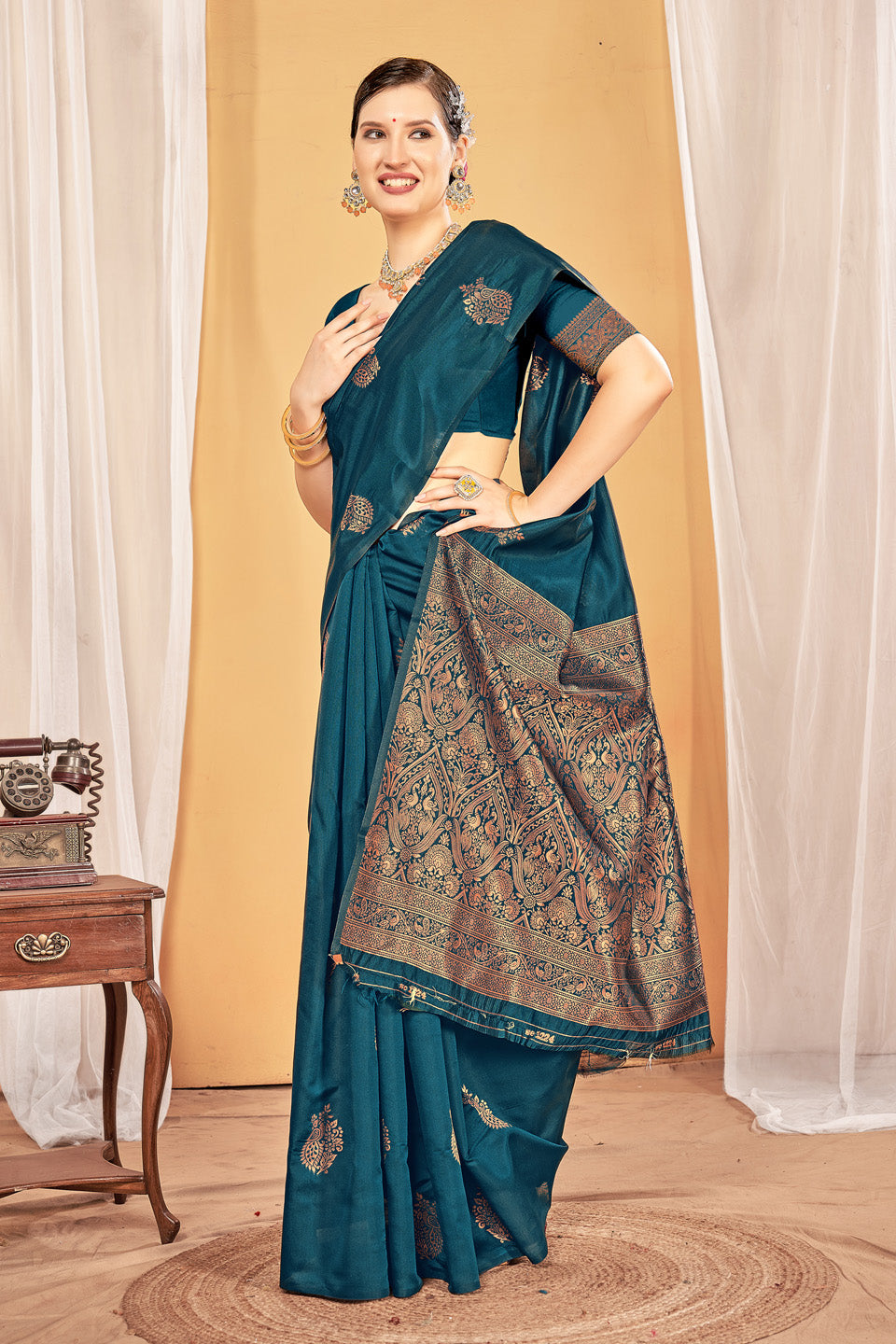 Zamuna Women Teal Silk Floral Woven Saree – Timeless Elegance in Teal