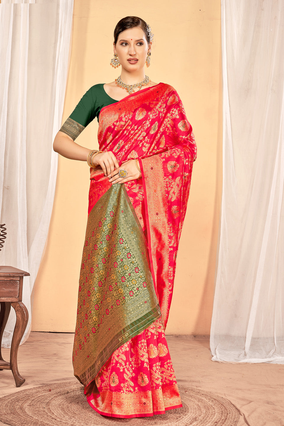 Zamuna Women Pink Silk Floral Woven Saree – Feminine Elegance in Soft Pink