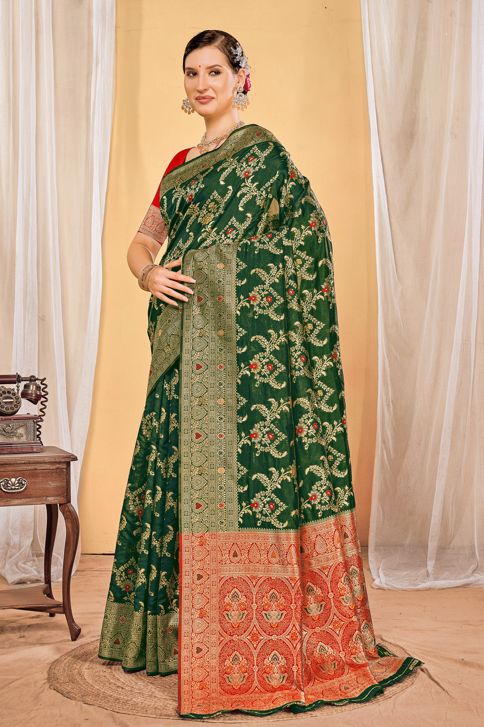 Zamuna Women Dark Green Silk Floral Woven Saree – Regal Elegance in Deep Green