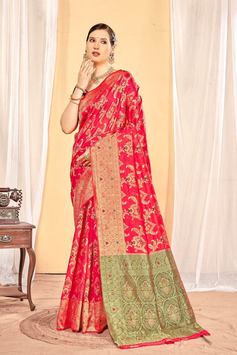 Zamuna Women Red Silk Floral Woven Saree – Timeless Elegance in Rich Red