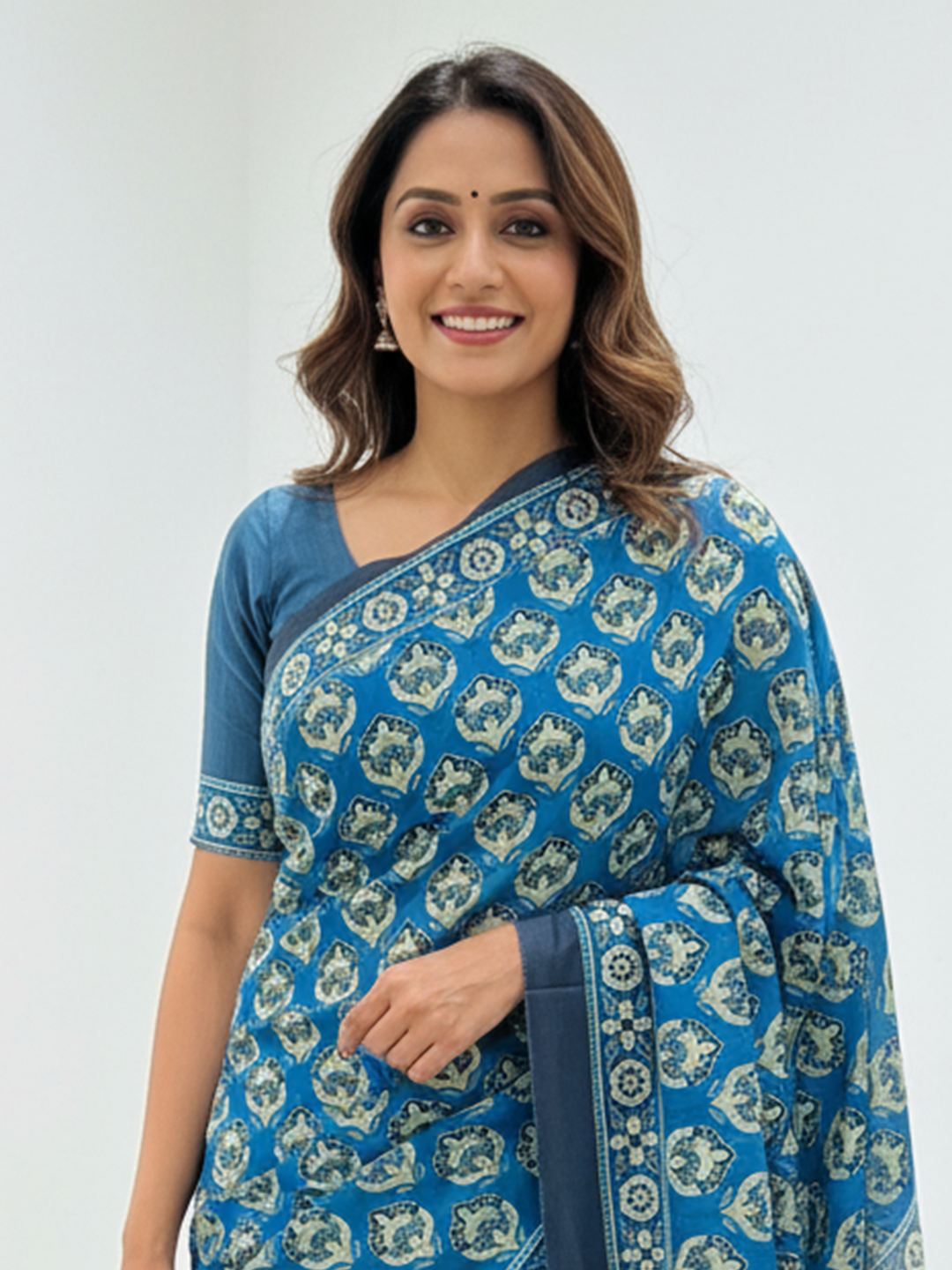 Zamuna Women Blue Satin Crepe Geometric Digital Print Saree – Modern Elegance with Timeless Charm