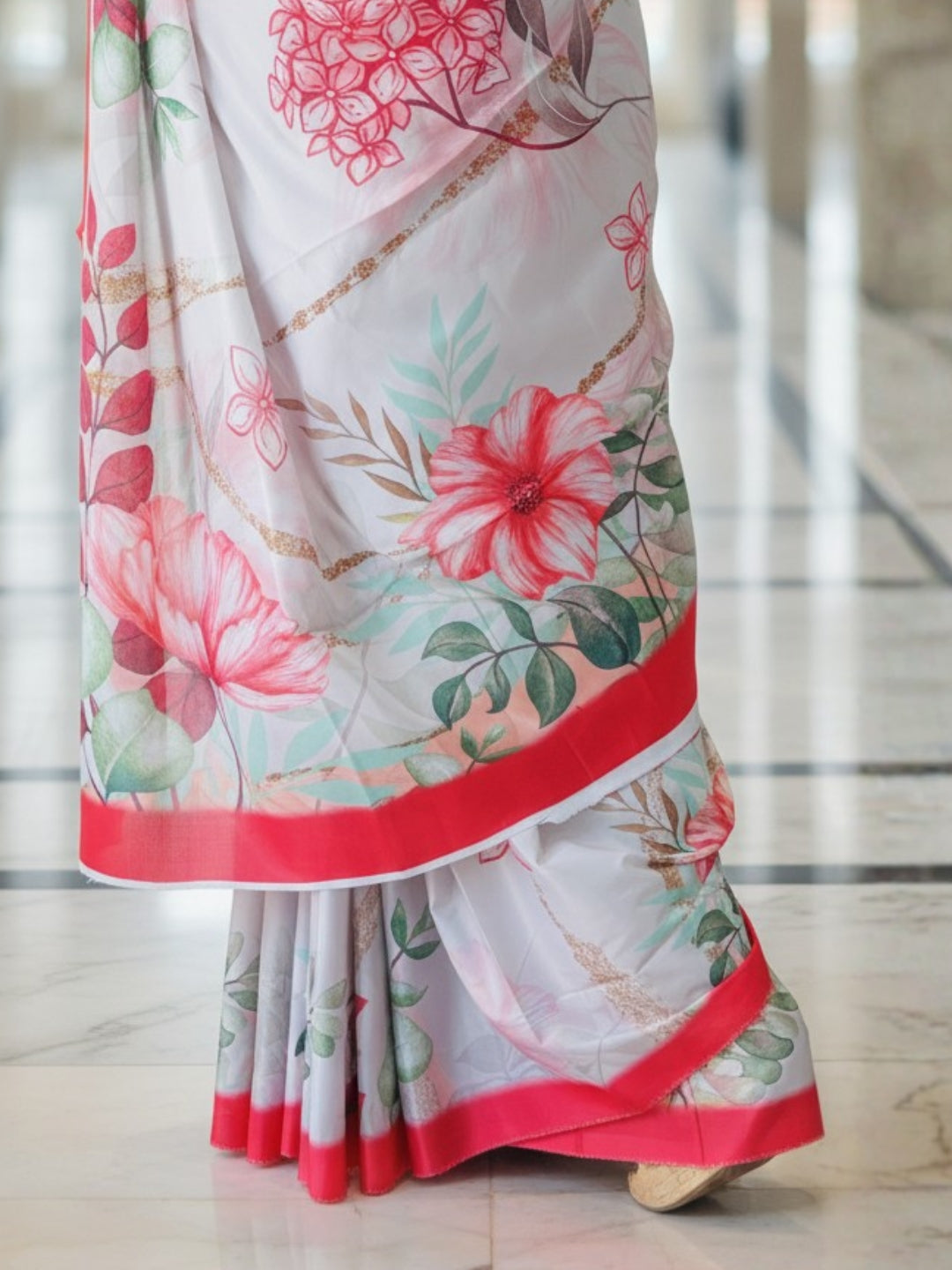 Zamuna Women White Satin Crepe Floral Digital Print Saree – Eternal Elegance in Every Fold